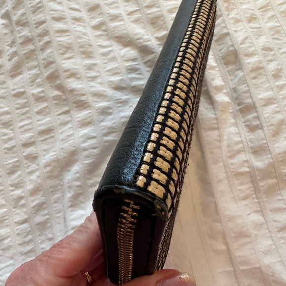 Fossil Wallet - Picture 4 of 6